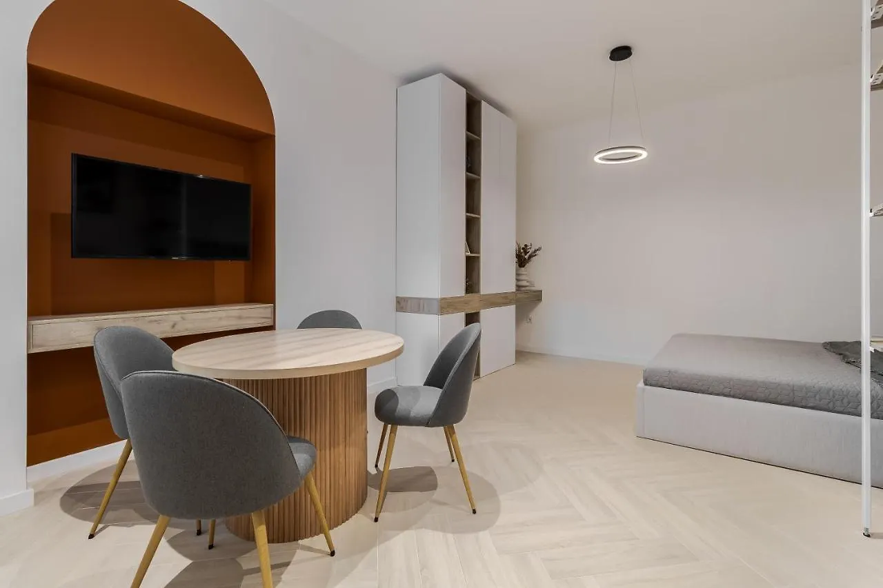 Inshiapartments On Ferentsa Lista Str Lviv 0*,